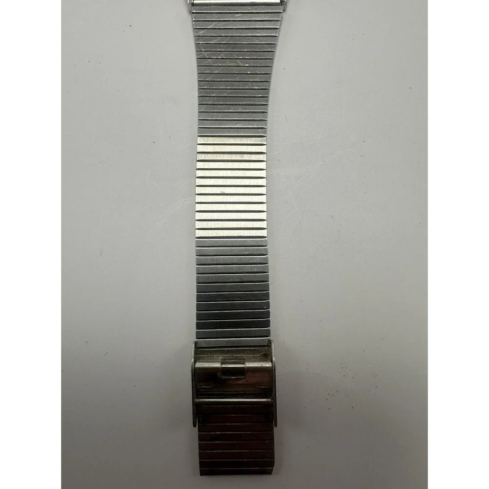 Jordache Watch 29810 Mens New Battery 32MM 8